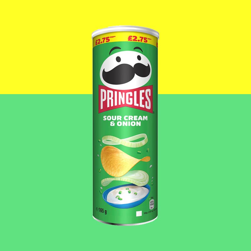 1x Pringles Sour Cream & Onion Crisps Can 165g