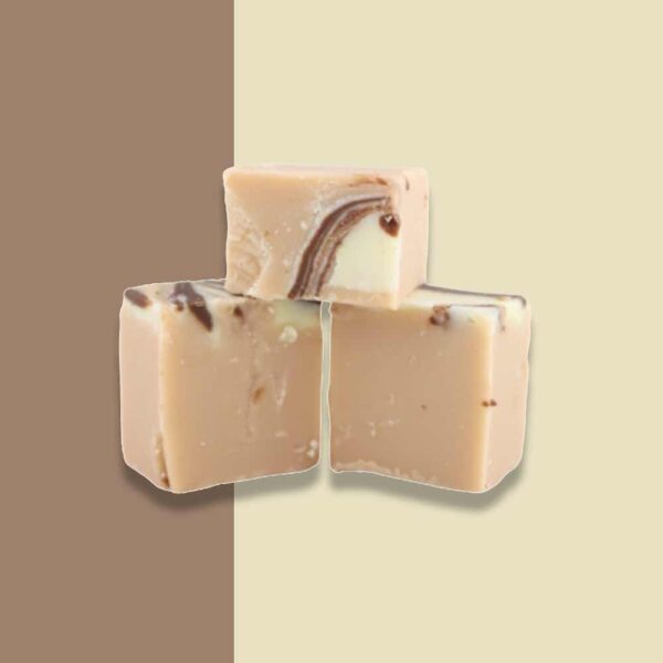 Fudge Factory Kinder Bueno 2kg Bulk Box