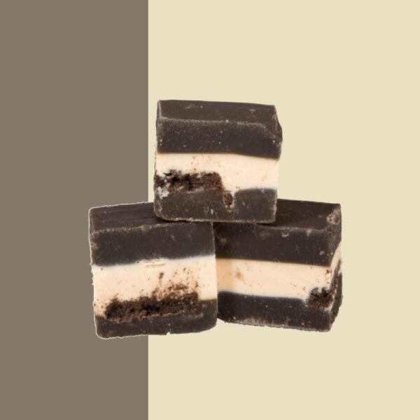 Fudge Factory Oreo Cookie 2kg Bulk Box