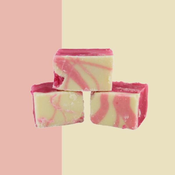 Fudge Factory Strawberry Champagne 2kg Bulk Box